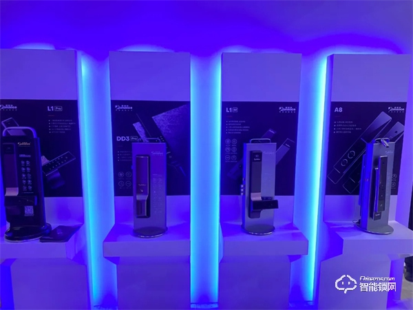 第11屆永康門(mén)博會(huì)火熱收官|(zhì)羅漫斯再創(chuàng)佳績(jī),燃爆全場(chǎng)! 第11屆永康門(mén)博會(huì)火熱收官|(zhì)羅漫斯再創(chuàng)佳績(jī),燃爆全場(chǎng)!