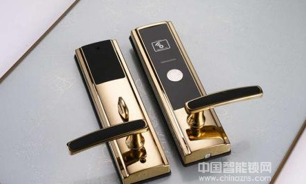 指紋鎖設(shè)定指紋之后還能用原始密碼開鎖么? 指紋鎖設(shè)定指紋之后還能用原始密碼開鎖么?