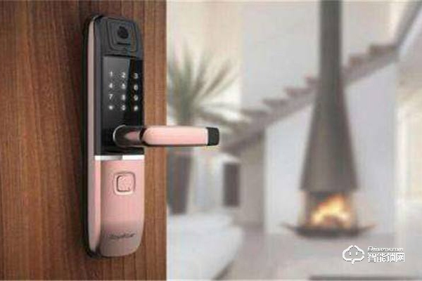 安防與智能鎖結合 共同打造新型家庭安防體系
