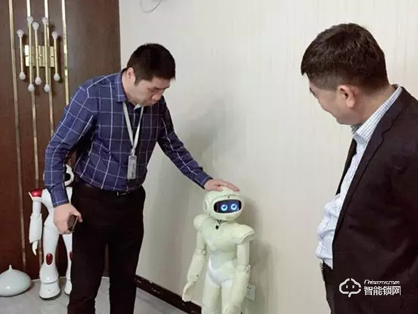 飛利浦自帶流量成智能鎖高端品牌 艾特完成全屋智能布局 物聯鎖-智能車鎖及智能掛鎖隱形冠軍