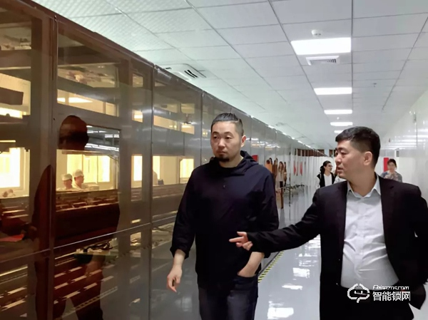 堅(jiān)朗海貝斯用心打磨產(chǎn)品、皇家金盾年產(chǎn)能達(dá)40萬(wàn)、銳吉將攜多款魔鏡亮相建博會(huì)