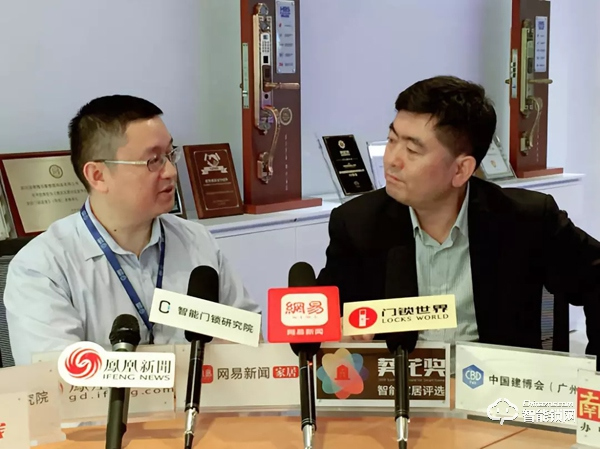 堅(jiān)朗海貝斯用心打磨產(chǎn)品、皇家金盾年產(chǎn)能達(dá)40萬(wàn)、銳吉將攜多款魔鏡亮相建博會(huì)