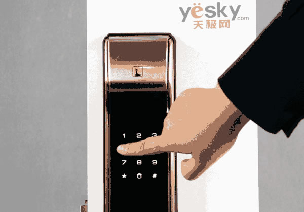 商家撤場用戶售后難！買智能門鎖看準品牌是關鍵
