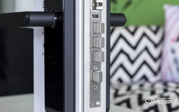 智能鎖之戰！三大陣營鎖企聯合魯班到家孵化千億零售市場