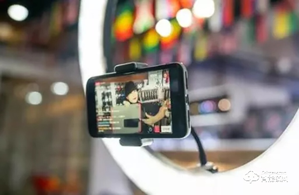 直播方式契合智能鎖企業(yè)打開C端市場的需求，但企業(yè)需要注意鑒別避免受騙！