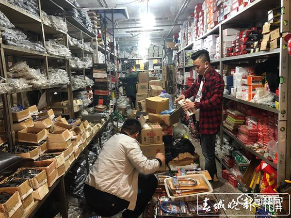 驚爆！昆明市場(chǎng)6成以上“金點(diǎn)原子”鎖是假貨？廠家：已成立打假小組…