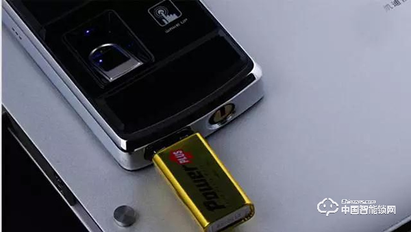 知名指紋鎖怎么樣 知名指紋鎖沒電后怎么更換電池