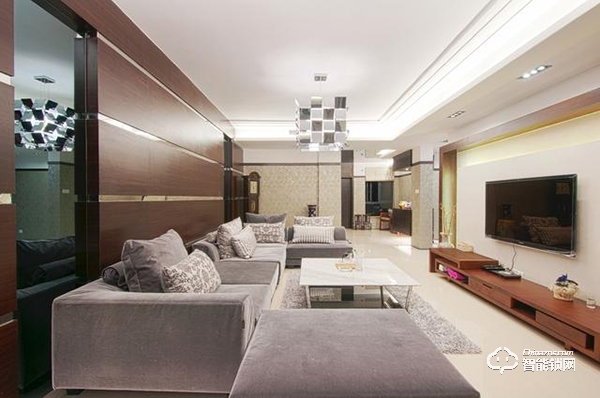 智能門鎖和機械門鎖哪個安全？懂行的人士，都知道這樣選