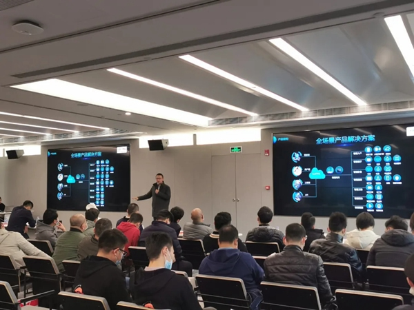 TCL攜手寓小二一起探索2021公寓發展新趨勢