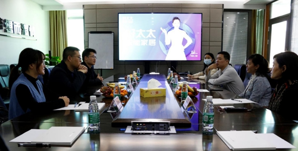 中國電研日電事業(yè)部領(lǐng)導(dǎo)專家組蒞臨好太太參觀交流