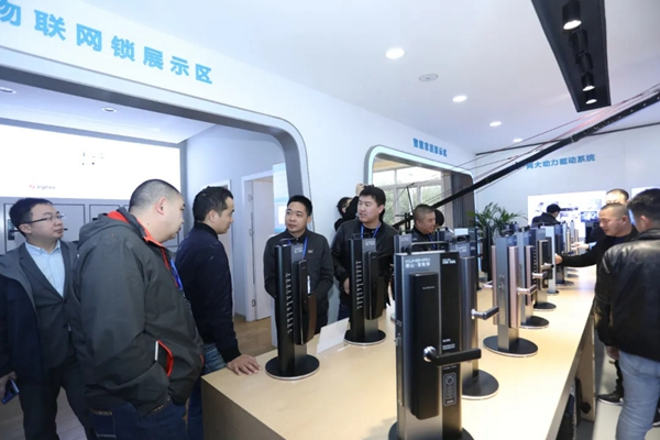 在線觀看突破42萬人!探鎖·無止境2021琨山智能鎖新品發(fā)布會圓滿結(jié)束!