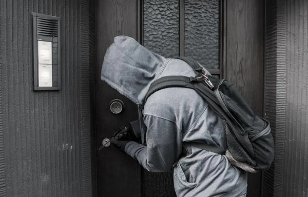 保仕盾智能鎖：年關(guān)將至 收好這些防賊妙招