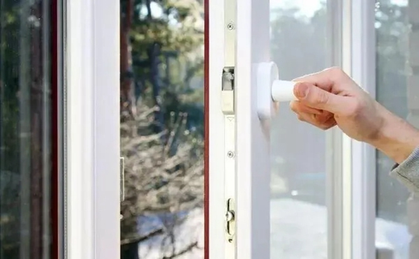 保仕盾智能鎖：年關(guān)將至 收好這些防賊妙招