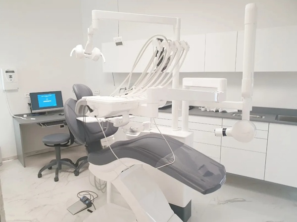 河?xùn)|智能家居：Primadent牙科診所，以智能科技陪伴安心就診