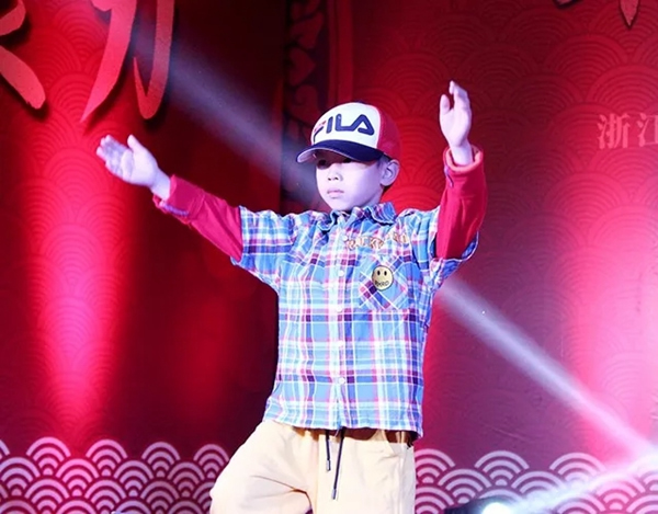 中立集團(tuán)2020年年會(huì)圓滿結(jié)束：同心聚力 共贏未來