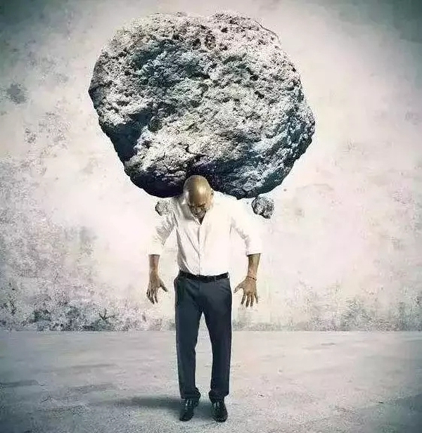 曼亞科技：江西一老板放火燒了自己的工廠 實體辛酸誰能懂