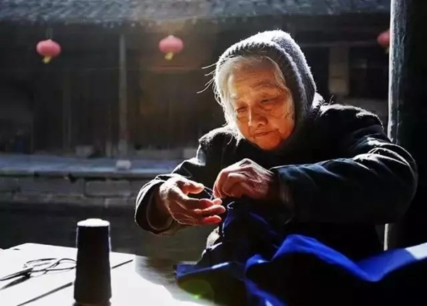 洛克思格:傾其鎖有 予愛予護 洛克思格:傾其鎖有 予愛予護