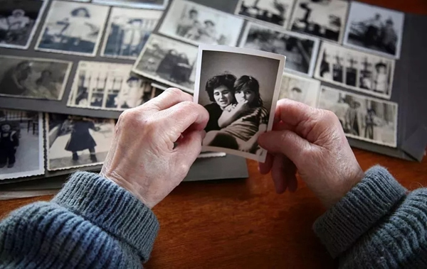 洛克思格:傾其鎖有 予愛予護 洛克思格:傾其鎖有 予愛予護