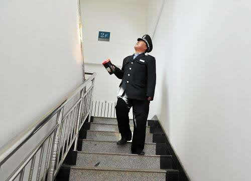 物業(yè)不讓裝智能鎖怎么辦？