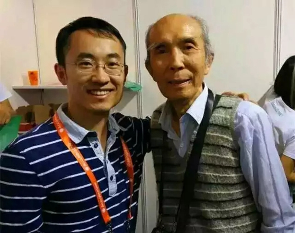 鹿客智能鎖CES展最潮真愛(ài)粉：走在科技前沿的耄耋老人