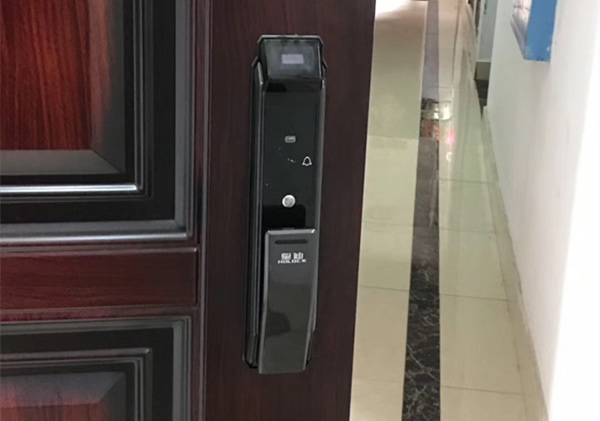 客戶總是嫌價(jià)格高，指紋鎖加盟后生意該怎么做？