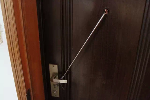 指紋鎖的防貓眼開鎖，用起來好用嗎？