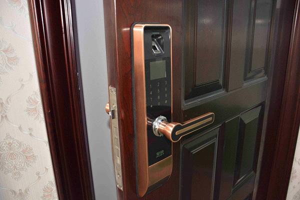 智能門鎖加盟該怎么選擇廠商？五年老經銷說了這三點