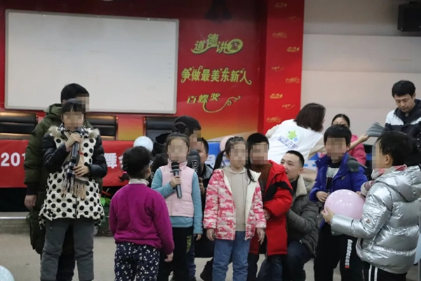 德施曼小嘀云智能鎖“曼步星空”歌舞會(huì)開(kāi)啟2019溫暖新春