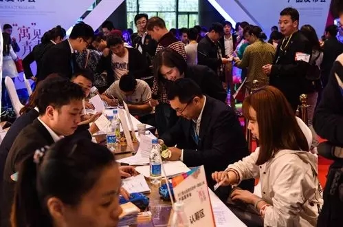 楊格智能鎖與蘇寧置業(yè)強(qiáng)強(qiáng)聯(lián)手，打造南京首個(gè)“互聯(lián)網(wǎng)+”智能公寓