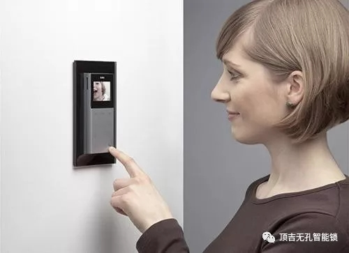 頂吉無(wú)孔智能鎖告訴你，社區(qū)智能化改造的基礎(chǔ)包括哪些方面