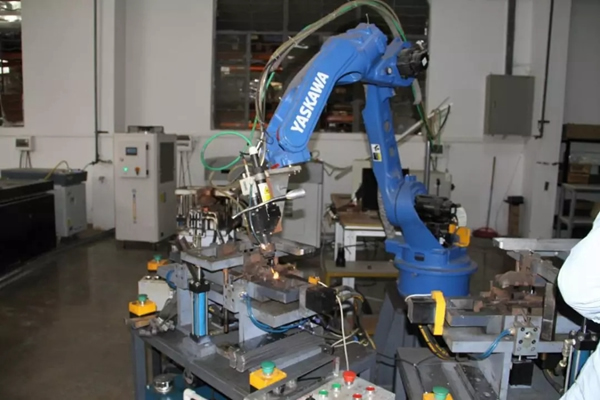 智家人智能鎖迎來五金聯(lián)盟秘書處訪察小組