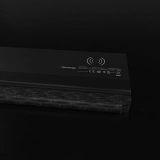 用了漢能儲能發電光紙，讓你一招治好手機電量恐懼癥！