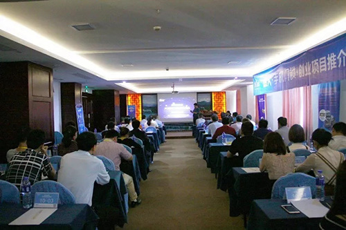 德犬發布多款新品智能鎖，人臉掌紋智能鎖堪稱黑科技