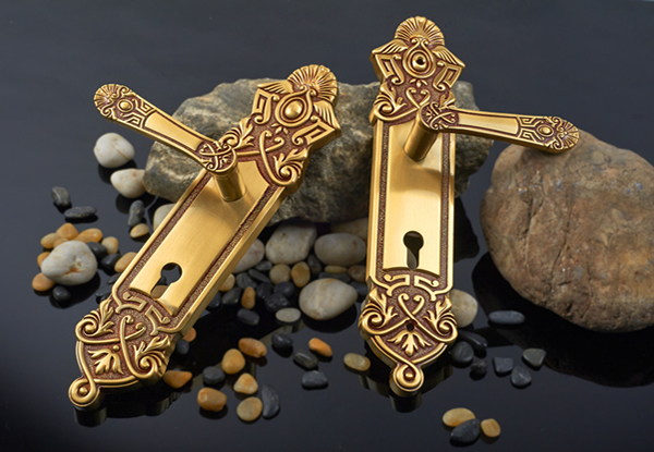 參加建博會的雅麗斯有多可怕，你一定不知道！