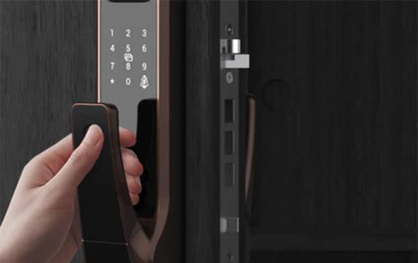 智能鎖成全民剁手的“智能三大件”之一,買智能門鎖最值得注意哪些