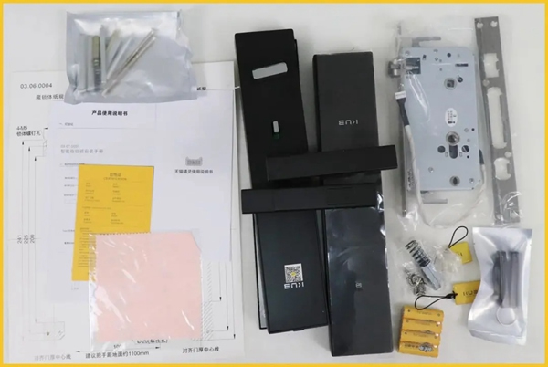 顏值超群，內(nèi)在有料！行業(yè)權(quán)威媒體拆機(jī)測(cè)評(píng)KUB-KX9智能鎖!