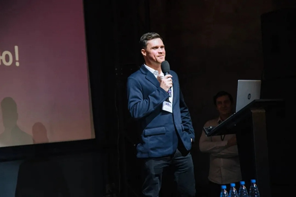 河?xùn)|智能家居俄羅斯團(tuán)隊(duì)舉辦2021年經(jīng)銷商大會