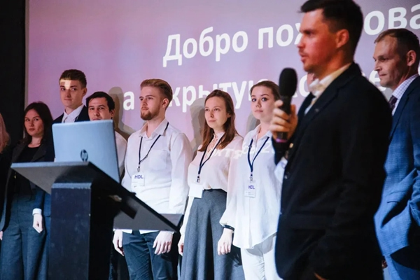 河?xùn)|智能家居俄羅斯團(tuán)隊(duì)舉辦2021年經(jīng)銷商大會