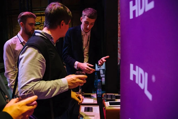 河?xùn)|智能家居俄羅斯團(tuán)隊(duì)舉辦2021年經(jīng)銷商大會