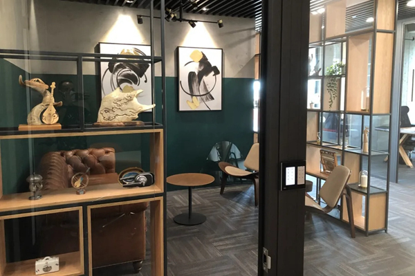 河?xùn)|智能家居告訴你！別人家的辦公室到底是怎樣的