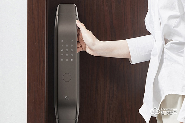 入戶門智能鎖好還是機械鎖好