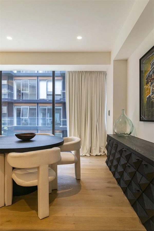 河?xùn)|智能家居丨藝術(shù)與科技巧妙融合 打造智能品質(zhì)生活