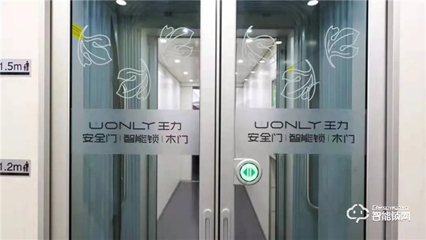 近千組高鐵，央視三大黃金頻道，萬余影院同步，王力大手筆投放引百億級(jí)曝光量