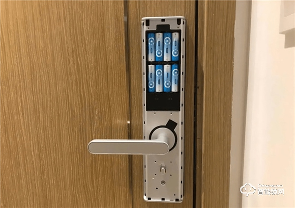 智能鎖挑花了眼,注意這9個智商稅,買好不買貴才是硬道理 智能鎖挑花了眼,注意這9個智商稅,買好不買貴才是硬道理