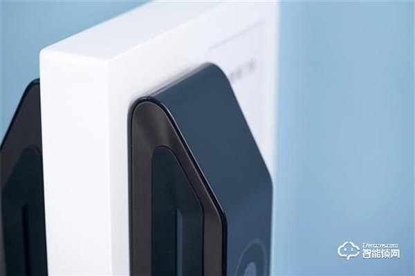 首發鴻蒙OS!華為智能門鎖圖賞:配3.97寸大屏 可遠程對講 首發鴻蒙OS!華為智能門鎖圖賞:配3.97寸大屏 可遠程對講