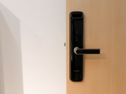 樂橙3D結(jié)構(gòu)光人臉識別智能鎖,更安全、解放的開門方式