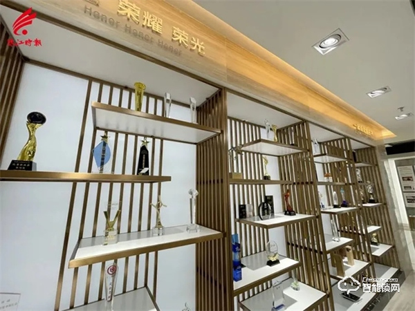 黑科技|一個產品10多項“黑科技”,匯泰龍智能門鎖開啟智慧家居新生活 黑科技|一個產品10多項“黑科技”,匯泰龍智能門鎖開啟智慧家居新生活