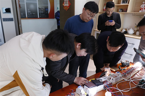 《智和家·米家智能家居工程師訓(xùn)練營》圓滿結(jié)束,打造未來智能生活的核心力量 《智和家·米家智能家居工程師訓(xùn)練營》圓滿結(jié)束,打造未來智能生活的核心力量