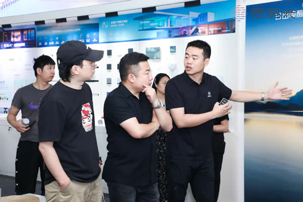 獲木林森投資，思碼光全屋智能照明首次亮相建博會！