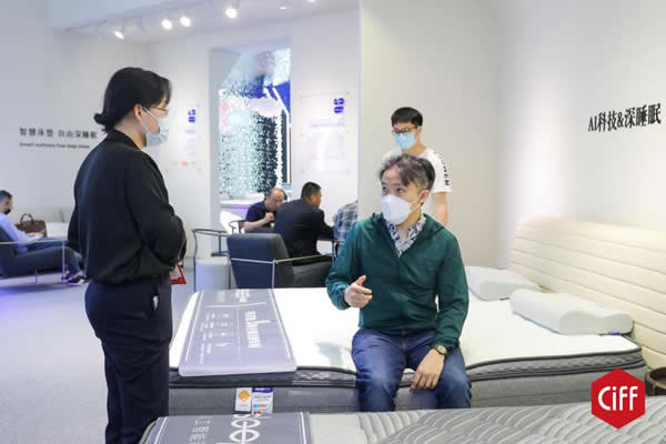 4000家品牌亮相中國家博會,智能家居、養老家居受熱捧 4000家品牌亮相中國家博會,智能家居、養老家居受熱捧